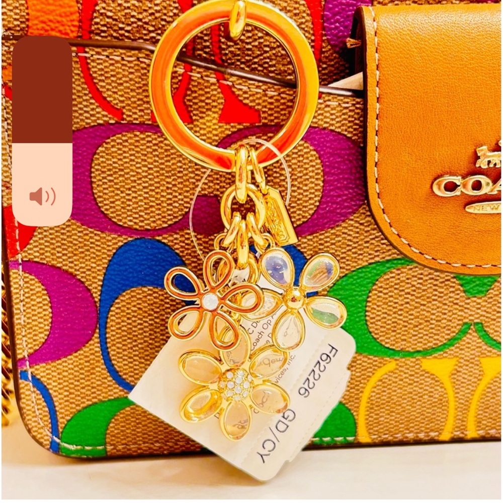 π°SOLDπ°RARE Coach Flower Keychain/ Bag Charm - Picture 8 of 14